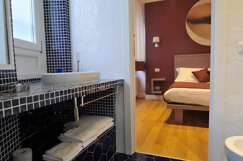 Scipioni Suites Rome 2*,