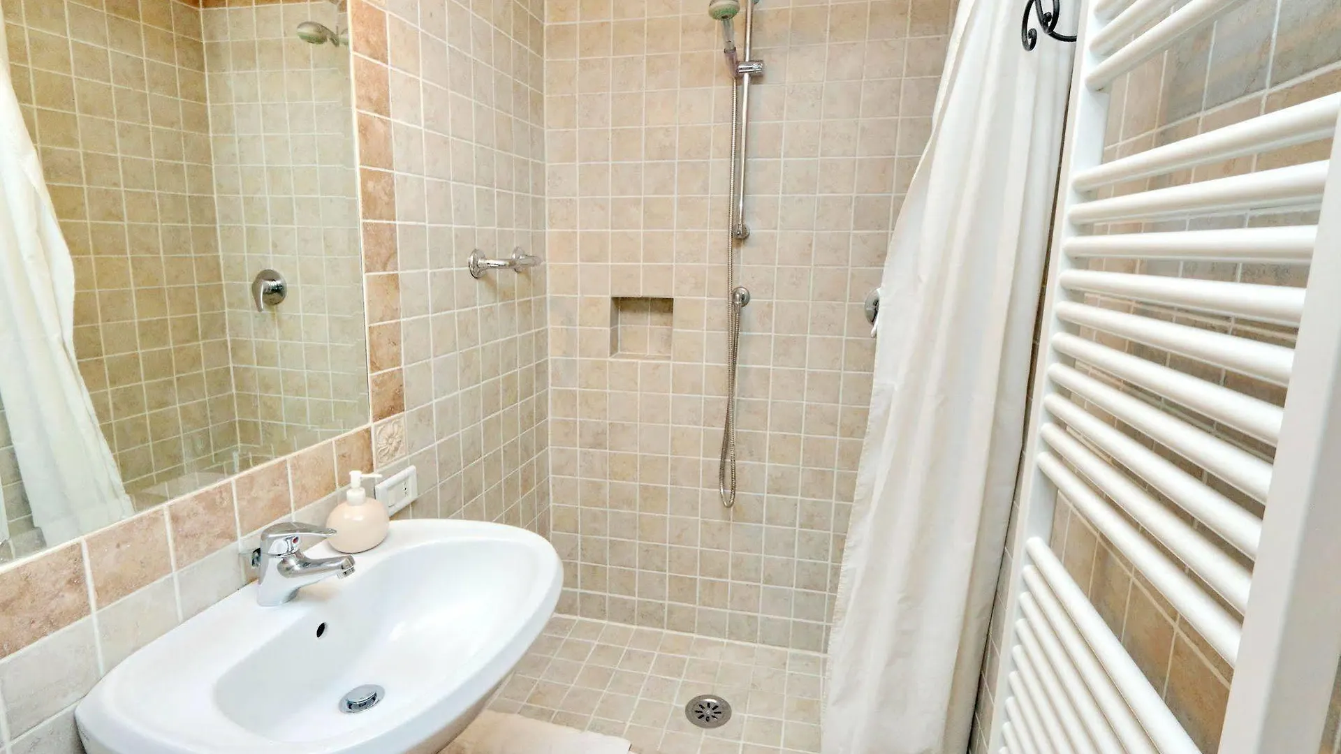 ** Maison d'hôtes Scipioni Suites Rome Italie
